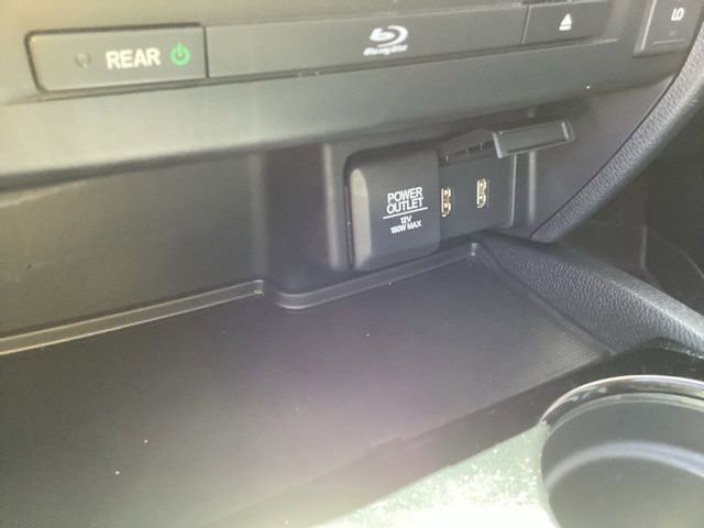 Used 2016 Honda Pilot Touring image 32