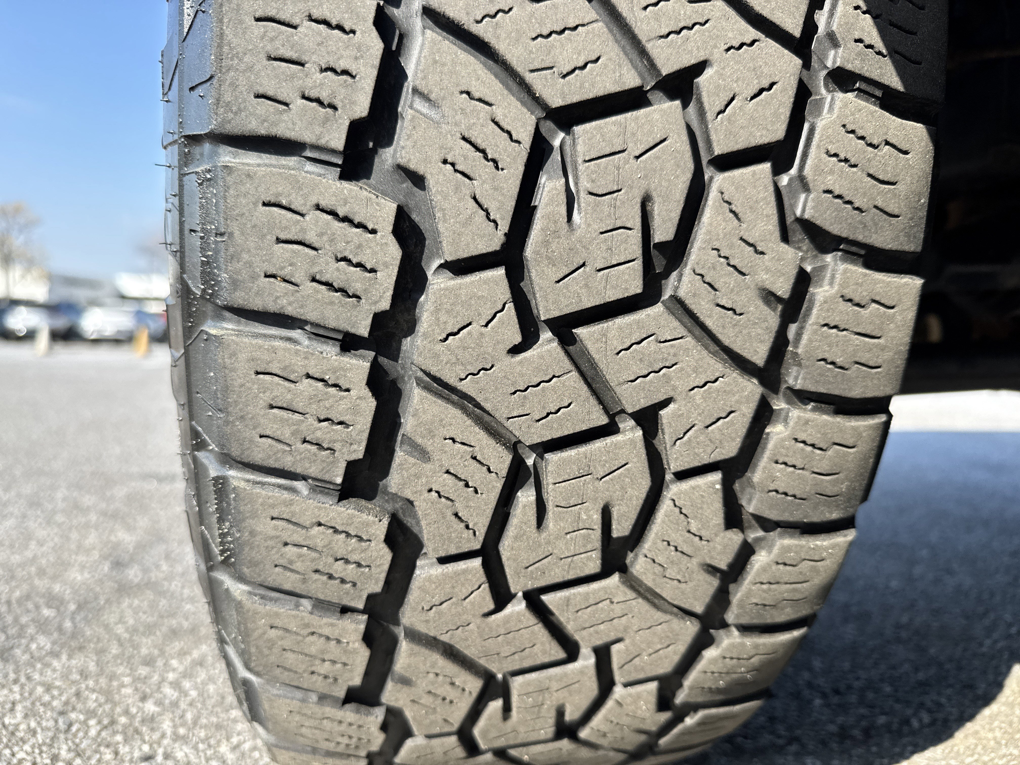 Used 2024 GMC Canyon Elevation w/ Trailering Package image 12