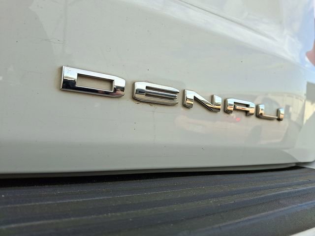 Used 2021 GMC Yukon XL Denali image 31