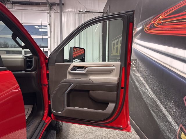 Used 2025 Chevrolet Silverado 2500 LT w/ All Star Edition image 28