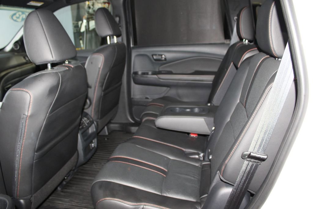 Used 2023 Honda Passport TrailSport image 19
