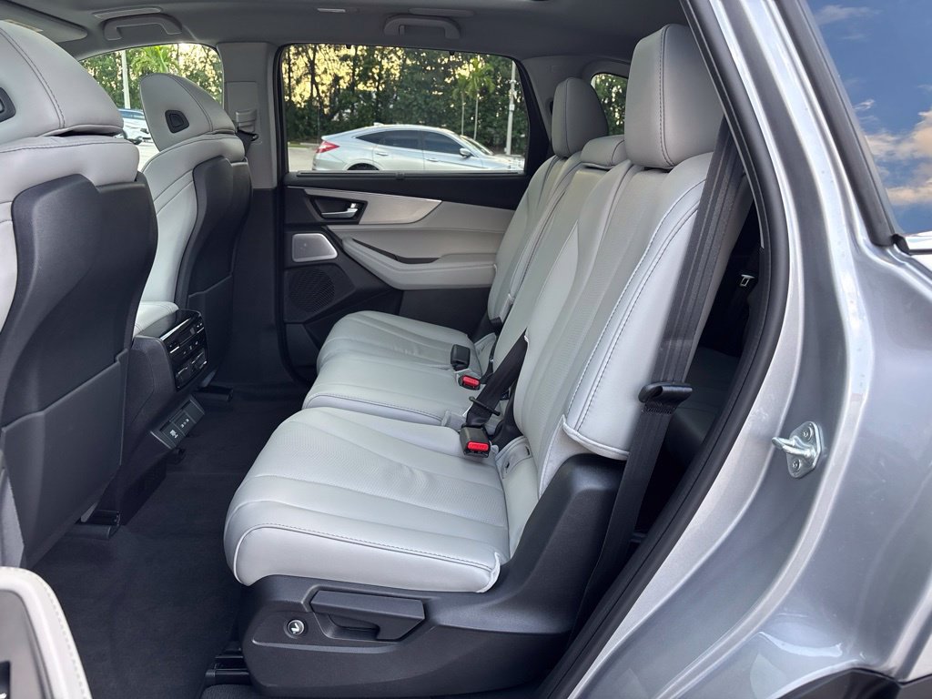 New 2026 Acura MDX w/ Technology Package FWD image 19