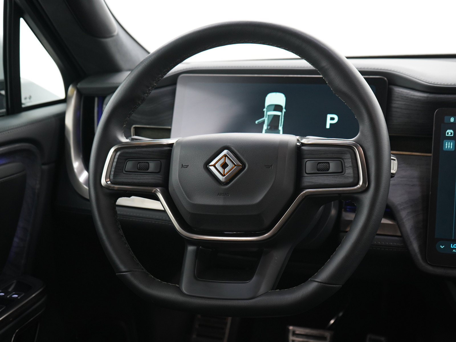 Used 2022 Rivian R1T Adventure AWD/4WD image 18