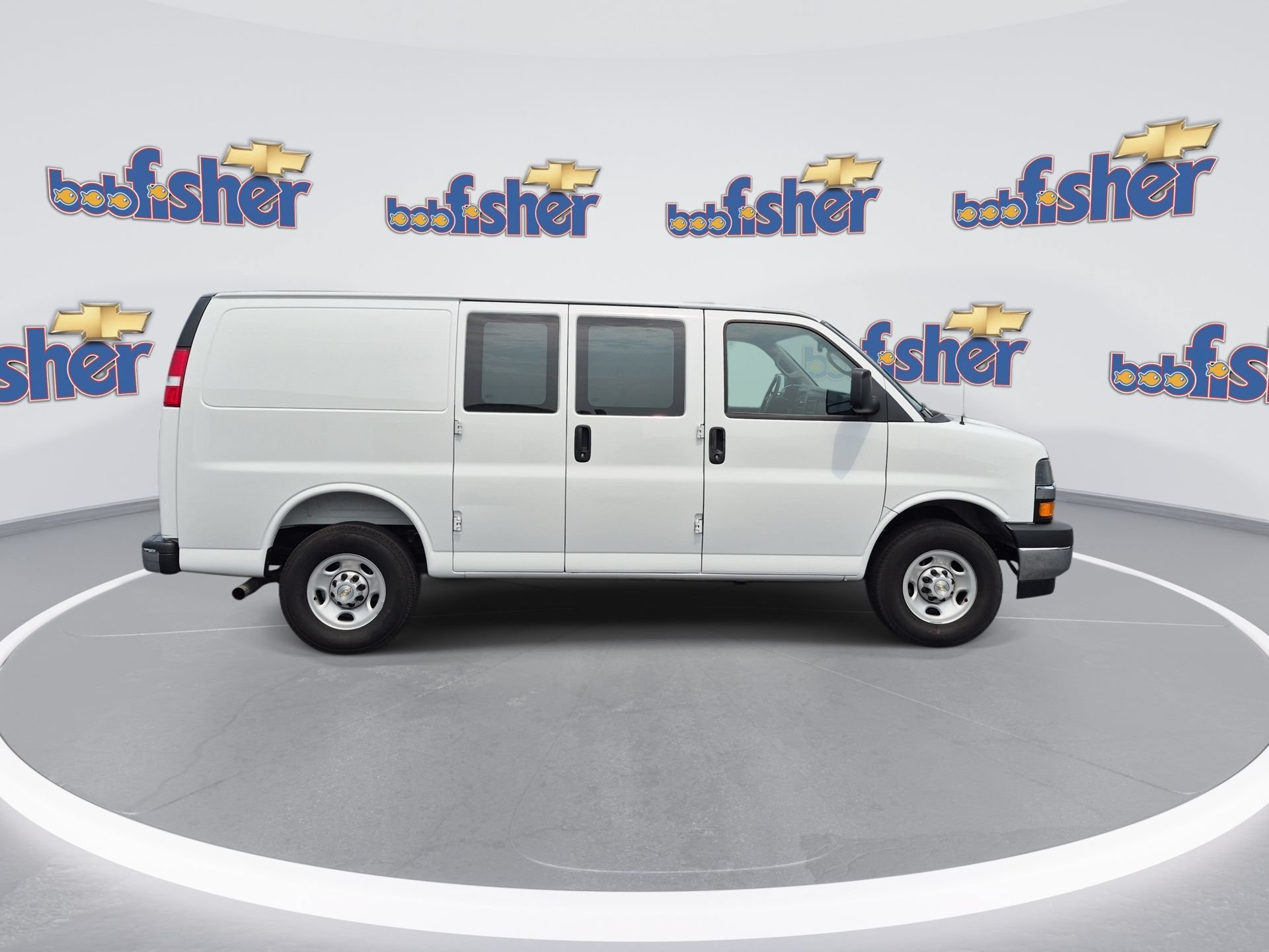 Used 2025 Chevrolet Express 2500 w/ Driver Convenience Package RWD image 2