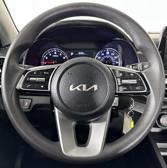 Used 2024 Kia Forte LXS image 17