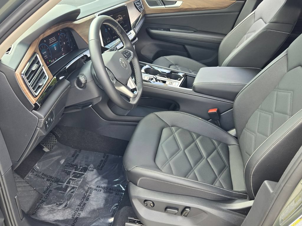 Certified 2026 Volkswagen Atlas SE FWD image 10