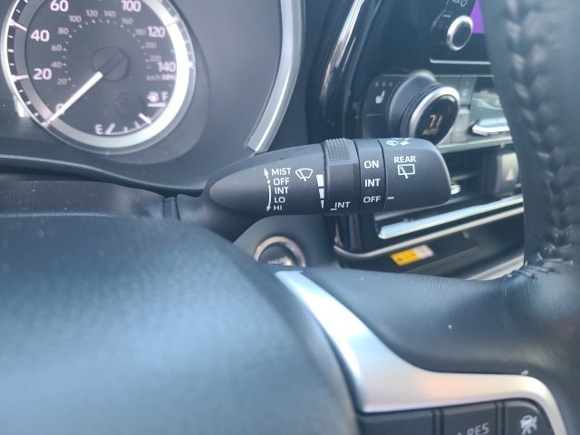 Used 2024 Toyota Highlander XLE image 24