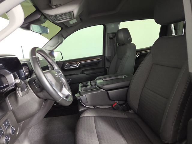 Used 2023 Chevrolet Silverado 1500 LT Trail Boss w/ LPO, Dark Essentials Package AWD/4WD image 14