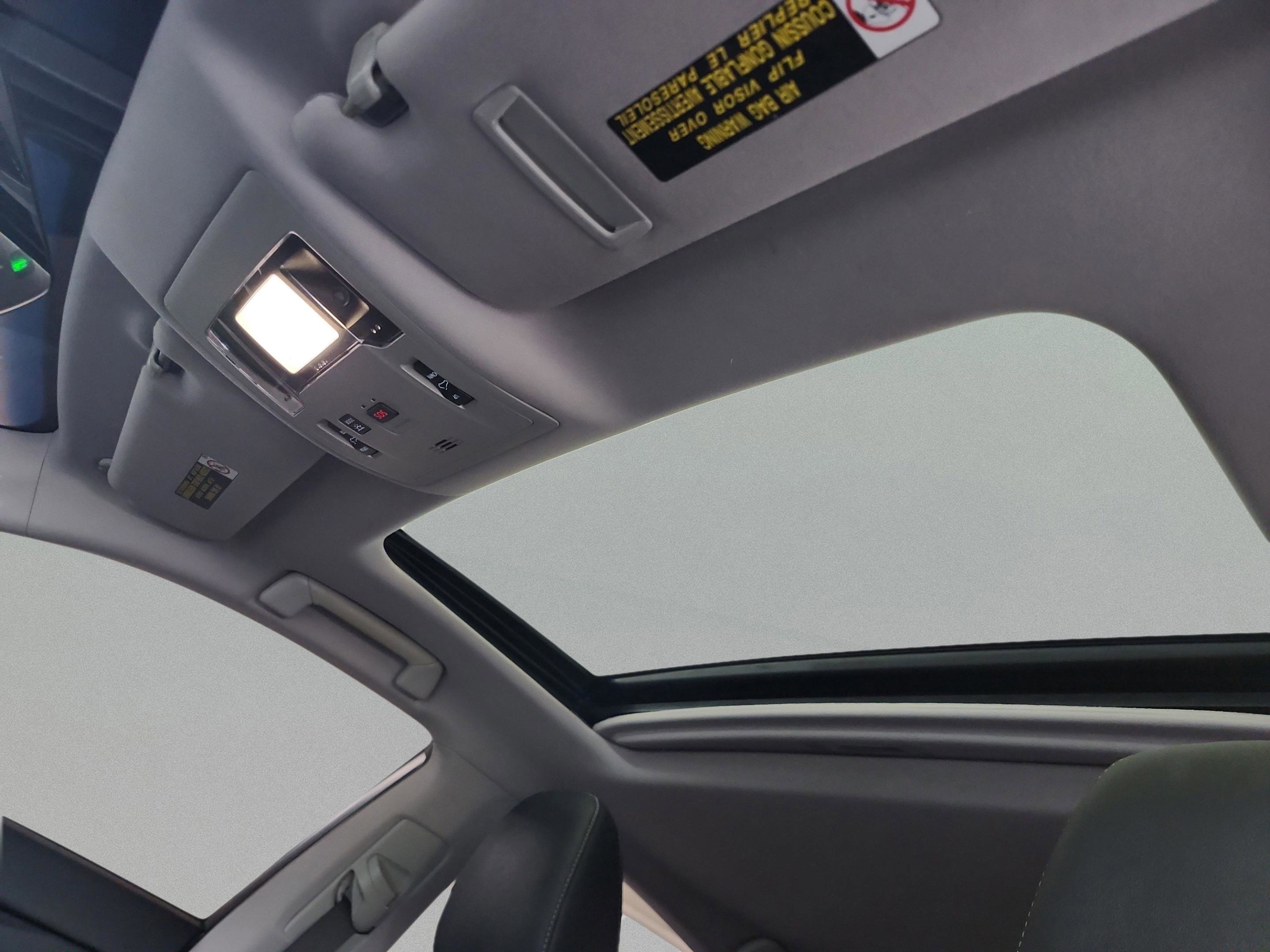 Used 2016 Lexus ES 350 w/ Premium Package w/Wood Trim image 33