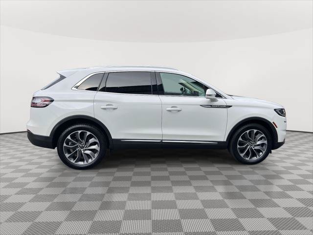 Used 2023 Lincoln Nautilus Reserve AWD/4WD image 4