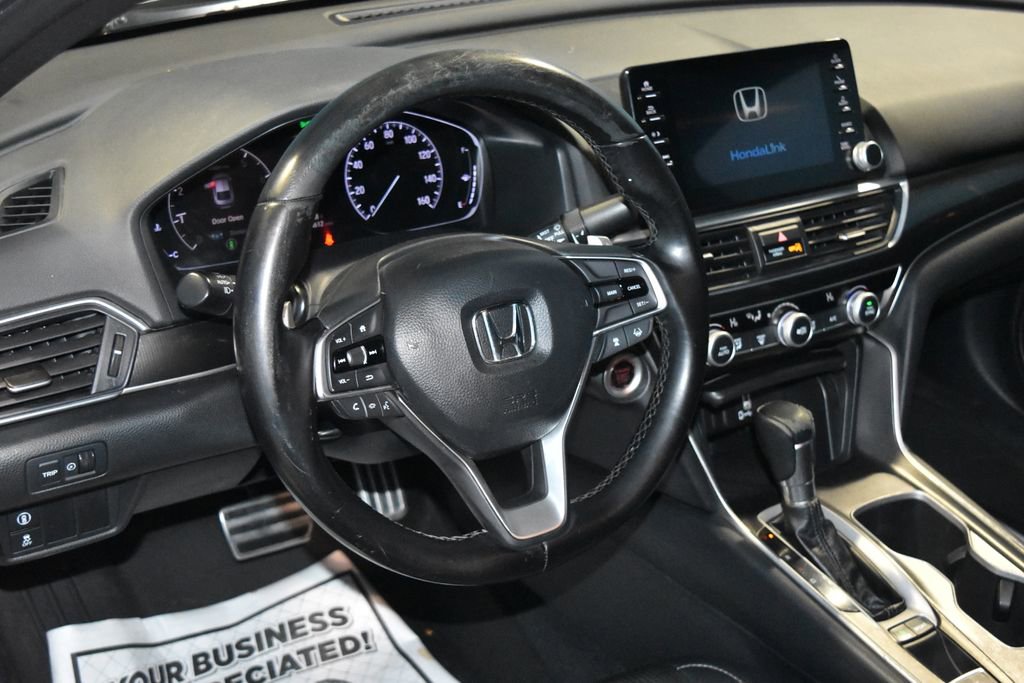 Used 2020 Honda Accord Sport image 2
