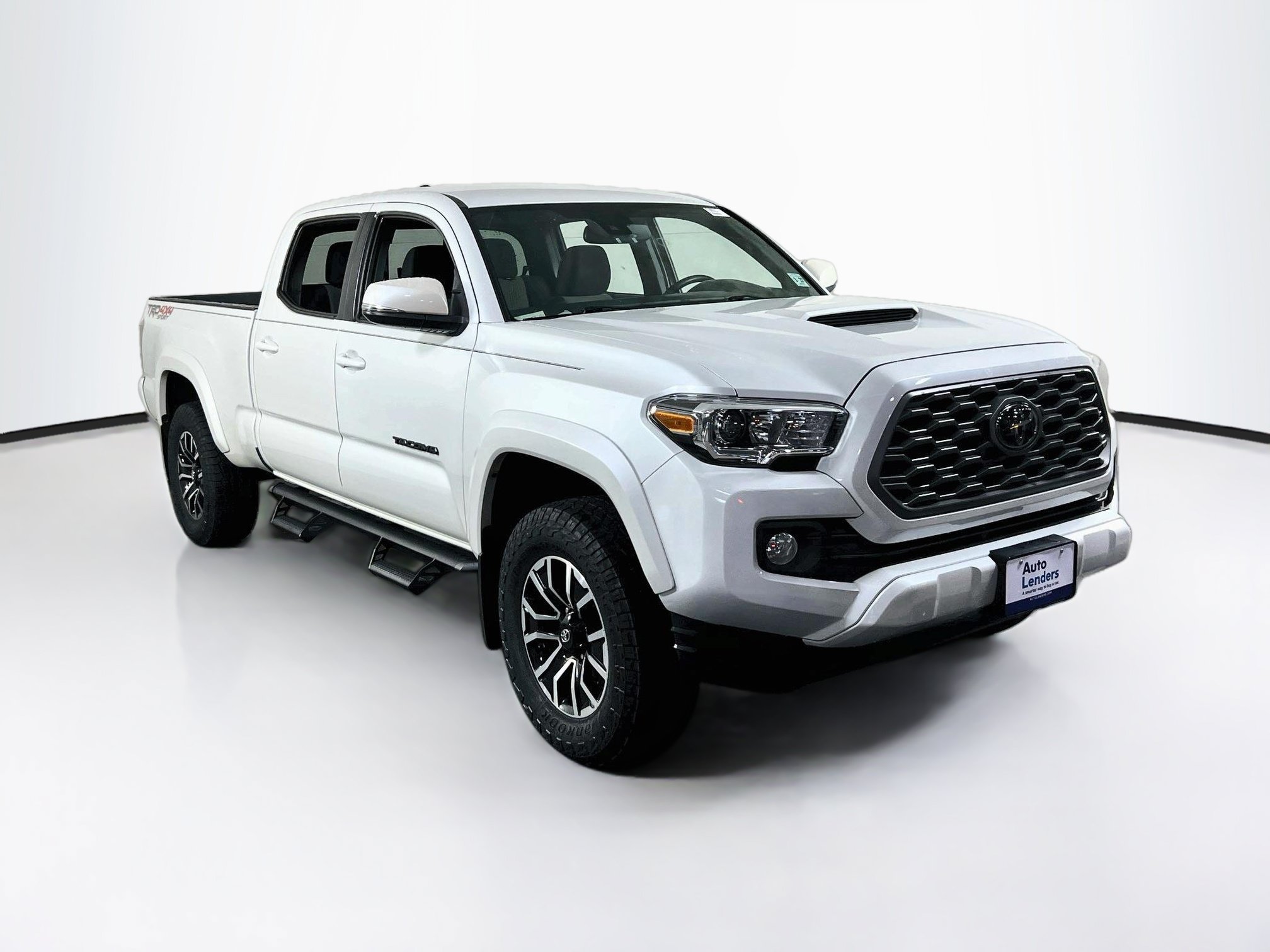 Used 2022 Toyota Tacoma TRD Sport AWD/4WD image 3