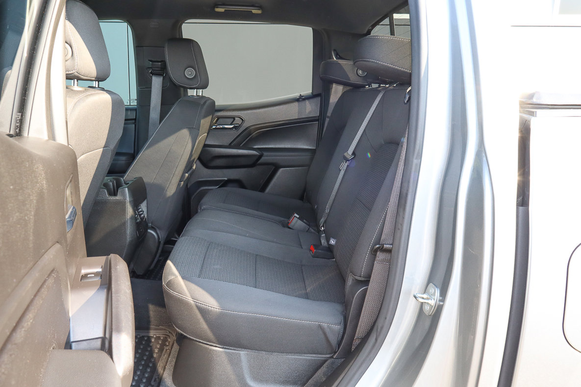 Used 2023 Chevrolet Colorado LT w/ LT Convenience Package II image 8