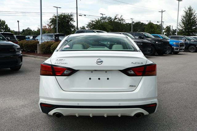 Used 2019 Nissan Altima 2.5 Platinum AWD/4WD image 7