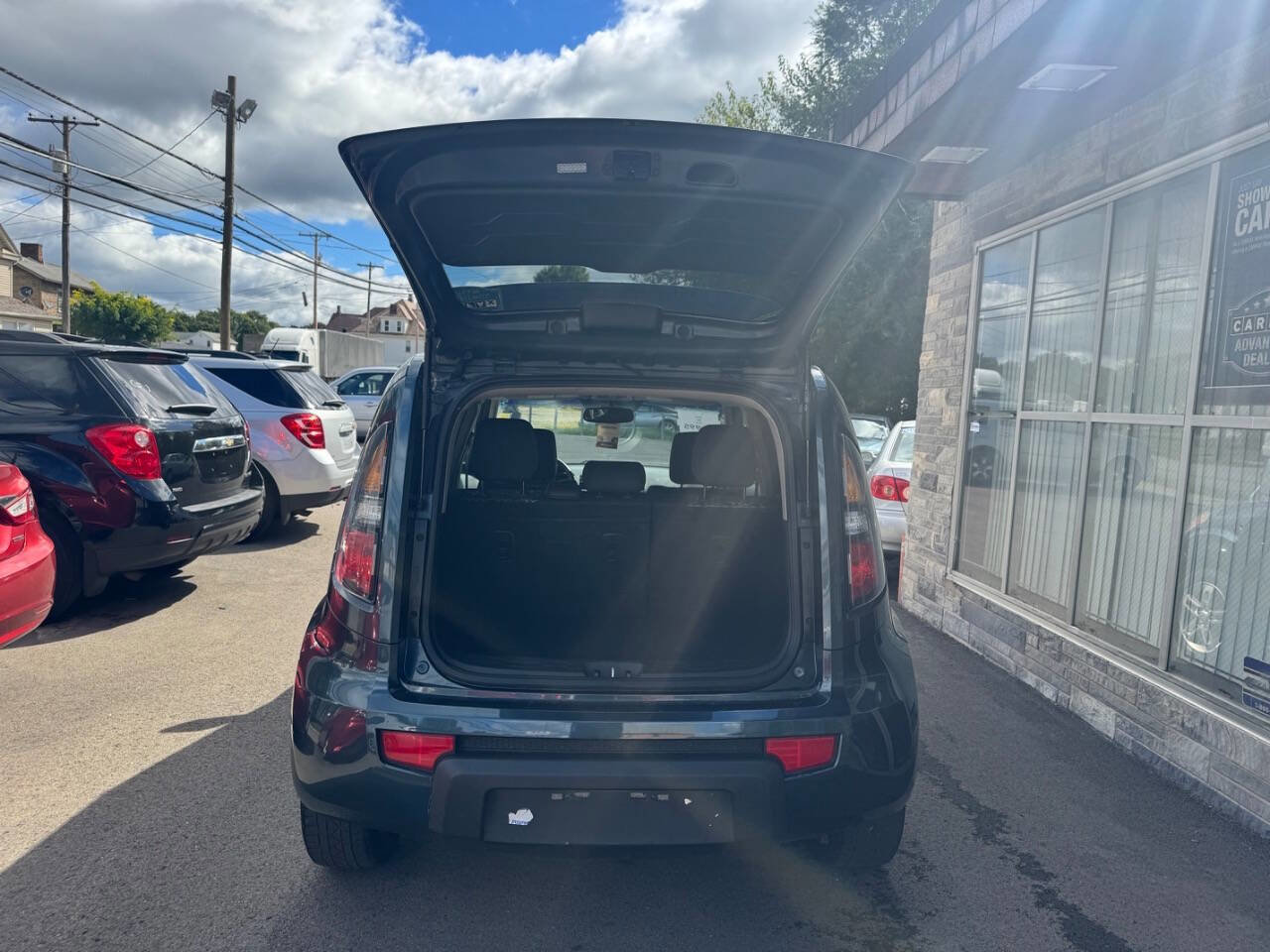 Used 2011 Kia Soul + image 4
