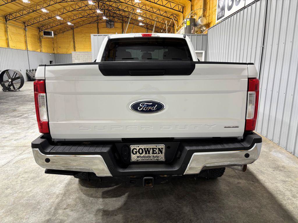 Used 2017 Ford F250 XL w/ Power Equipment Group AWD/4WD image 8