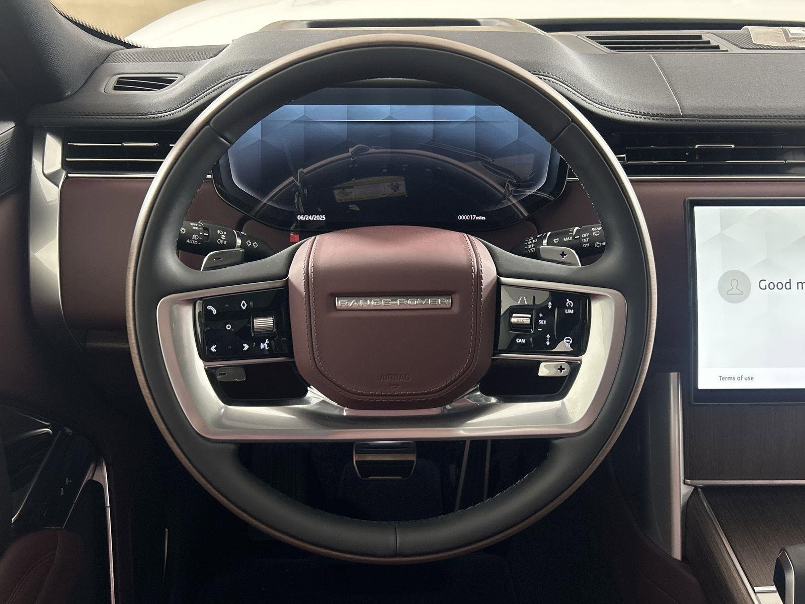 New 2025 Land Rover Range Rover SE image 11