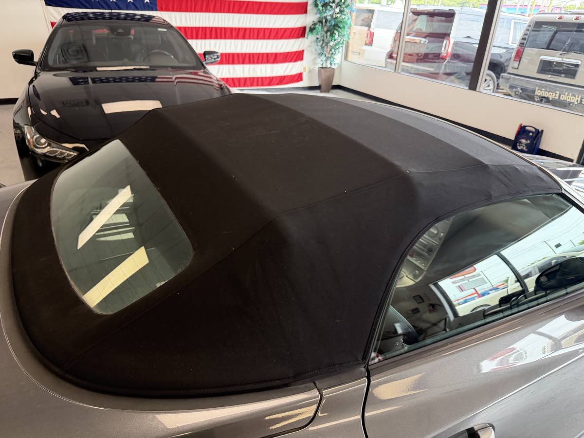 Used 2005 Chrysler Crossfire Limited RWD image 16
