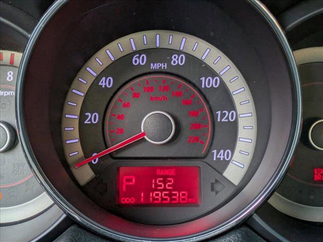 Used 2013 Kia Forte EX image 11