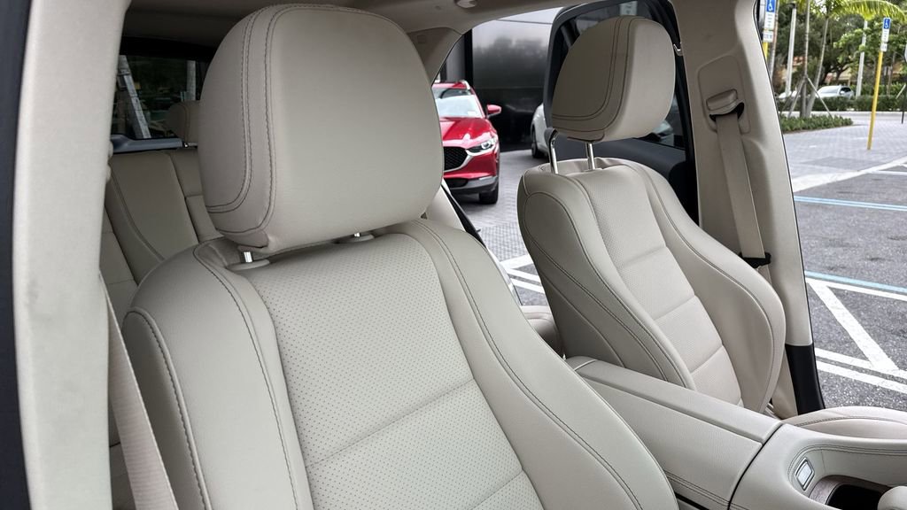 Used 2024 Mercedes-Benz GLE 450 4MATIC image 47