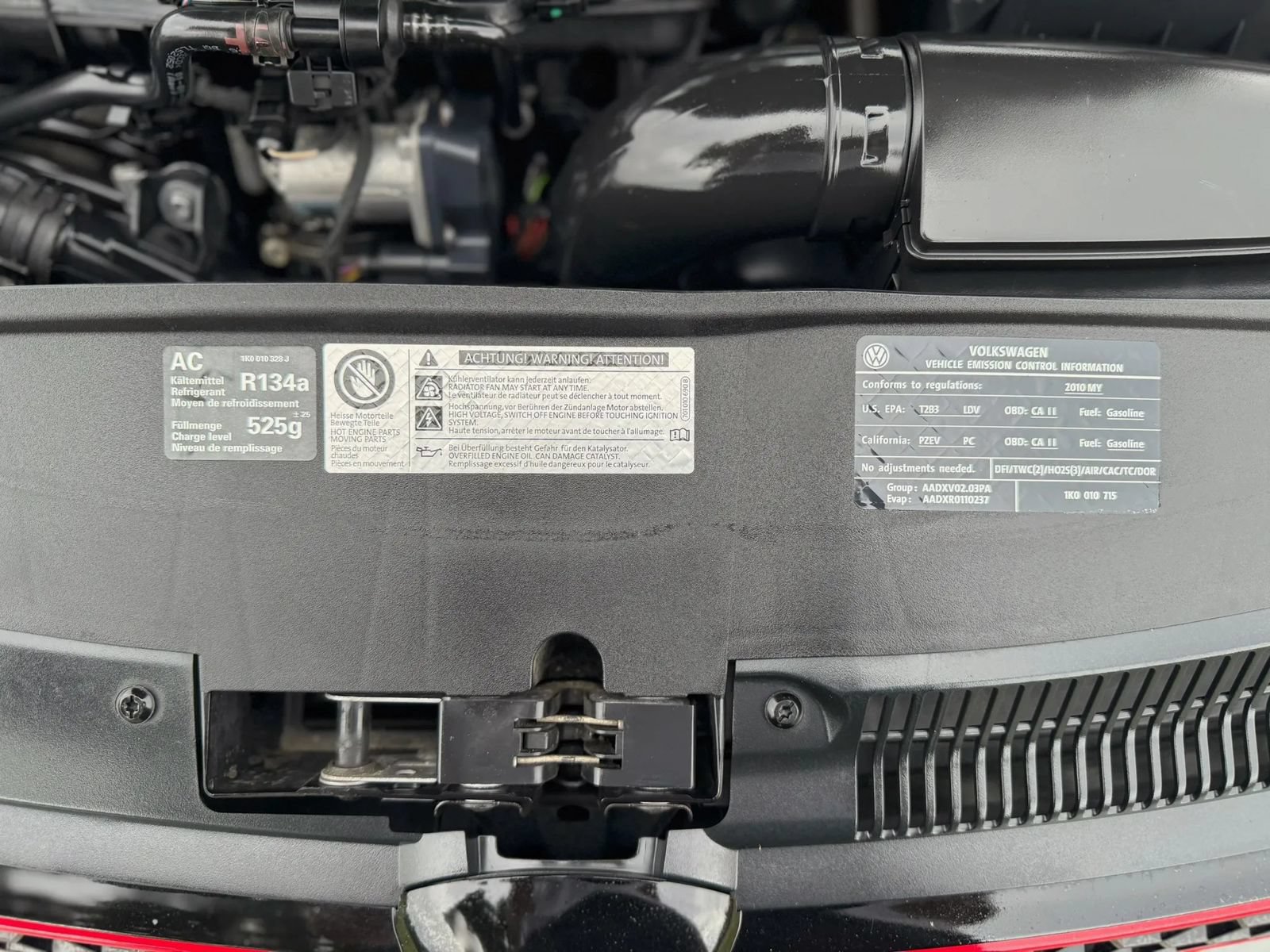 Used 2010 Volkswagen GTI 2-Door FWD image 47