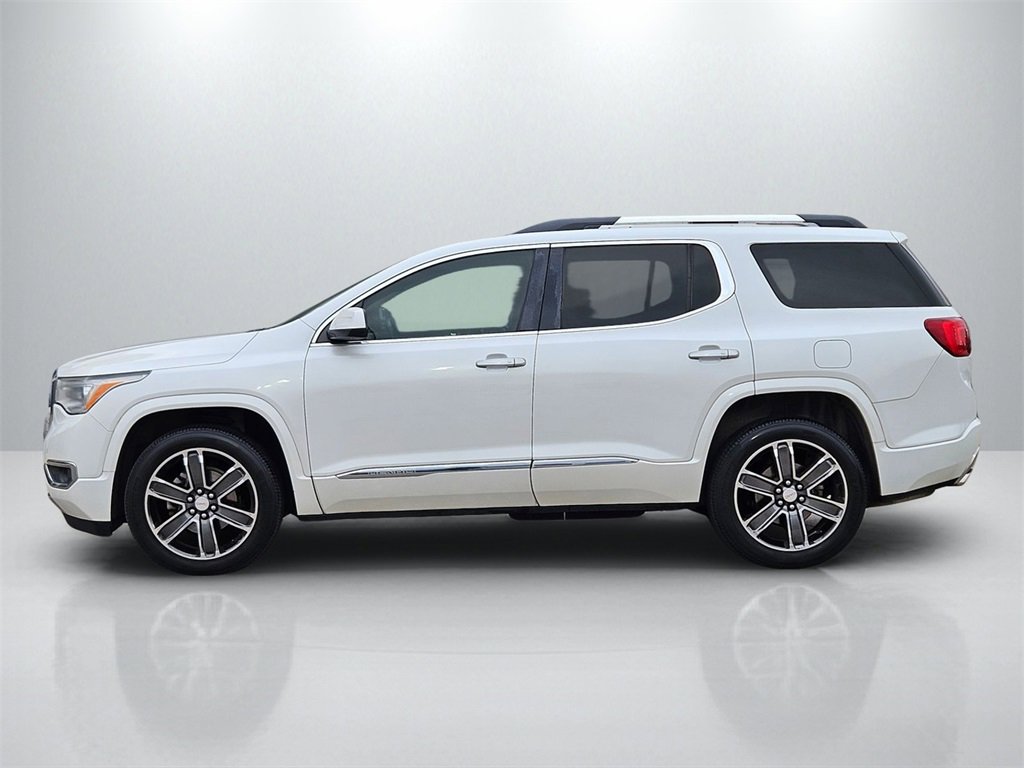 Used 2017 GMC Acadia Denali w/ Technology Package image 8