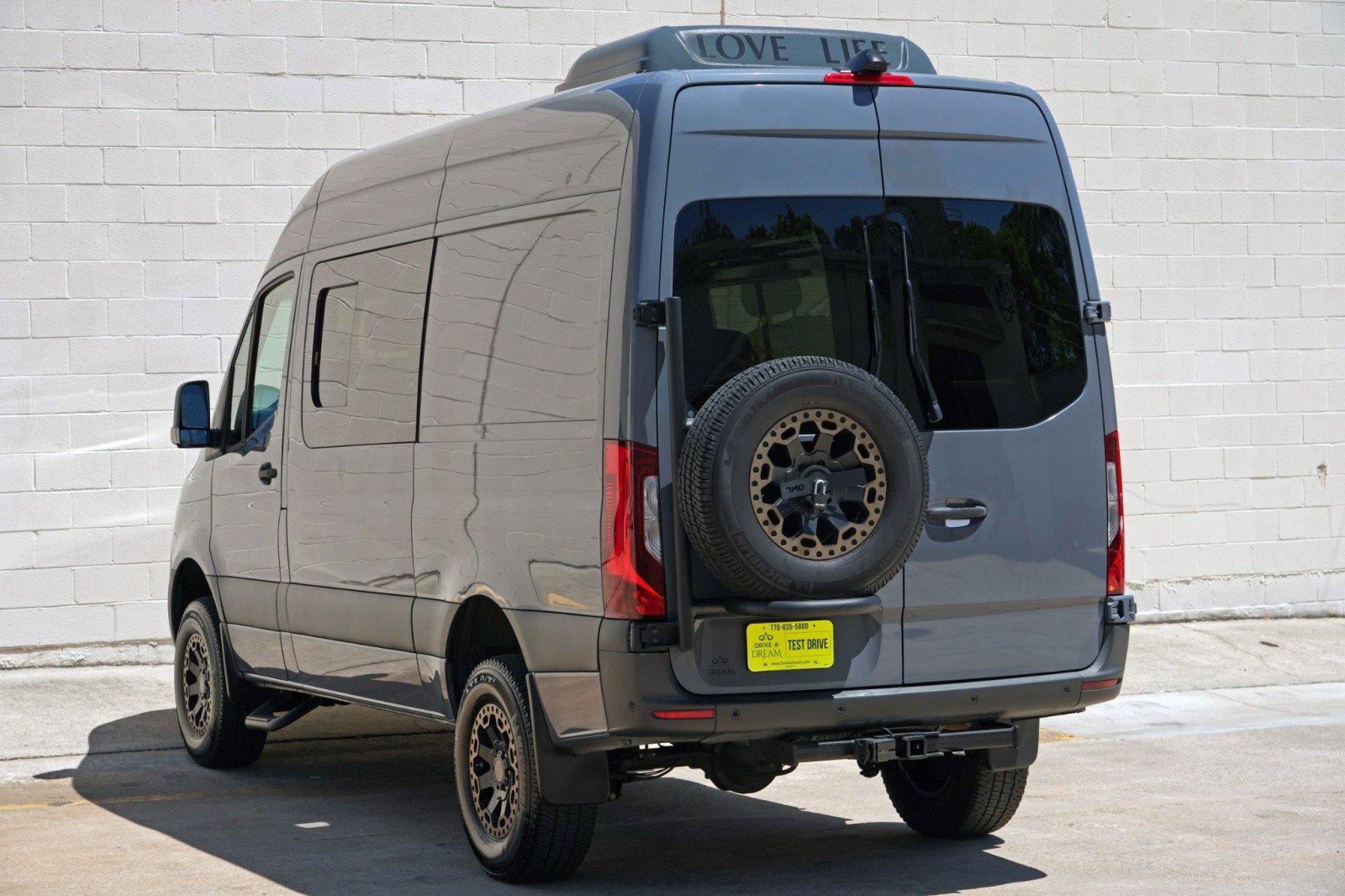 Used 2021 Mercedes-Benz Sprinter 2500 w/ Comfort Plus Package image 52