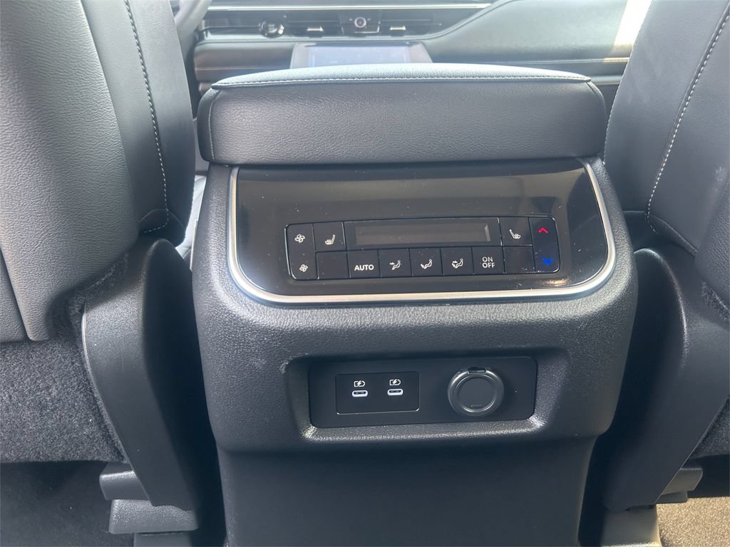 Used 2025 INFINITI QX80 Pure AWD/4WD image 41