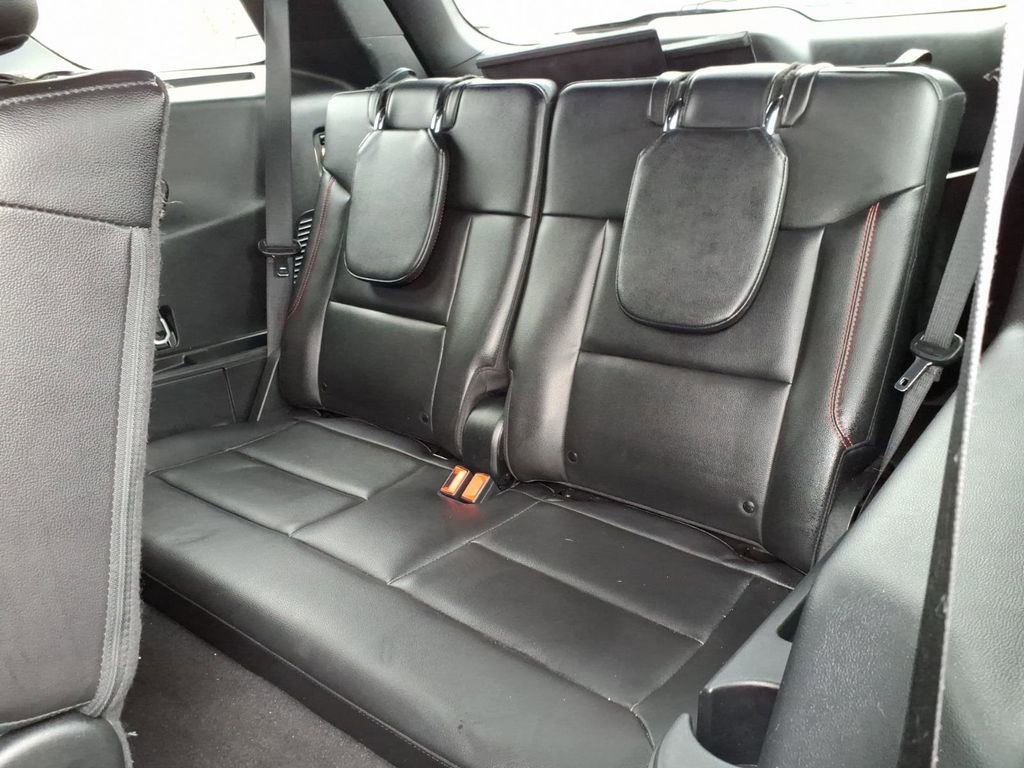 Certified 2023 Ford Explorer ST-Line AWD/4WD image 12