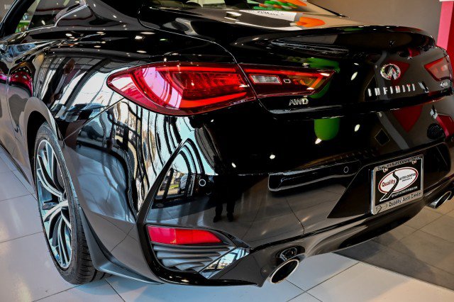 Used 2022 INFINITI Q60 3.0t Luxe w/ Essential Package AWD/4WD image 14