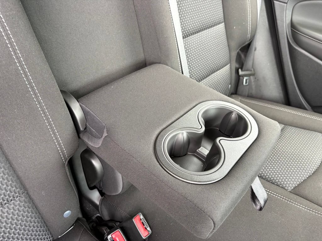 Used 2023 GMC Terrain SLE w/ Driver Convenience Package FWD image 36