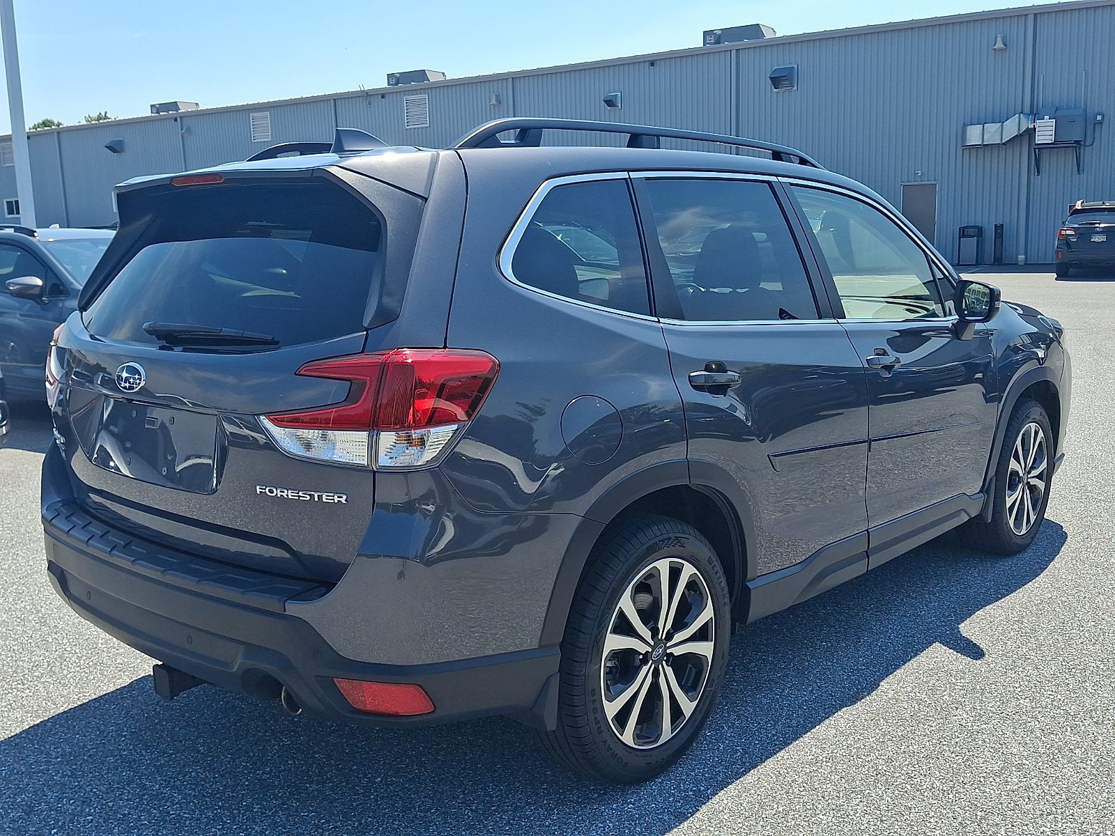 Used 2022 Subaru Forester Limited w/ Popular Package #2 AWD/4WD video 4