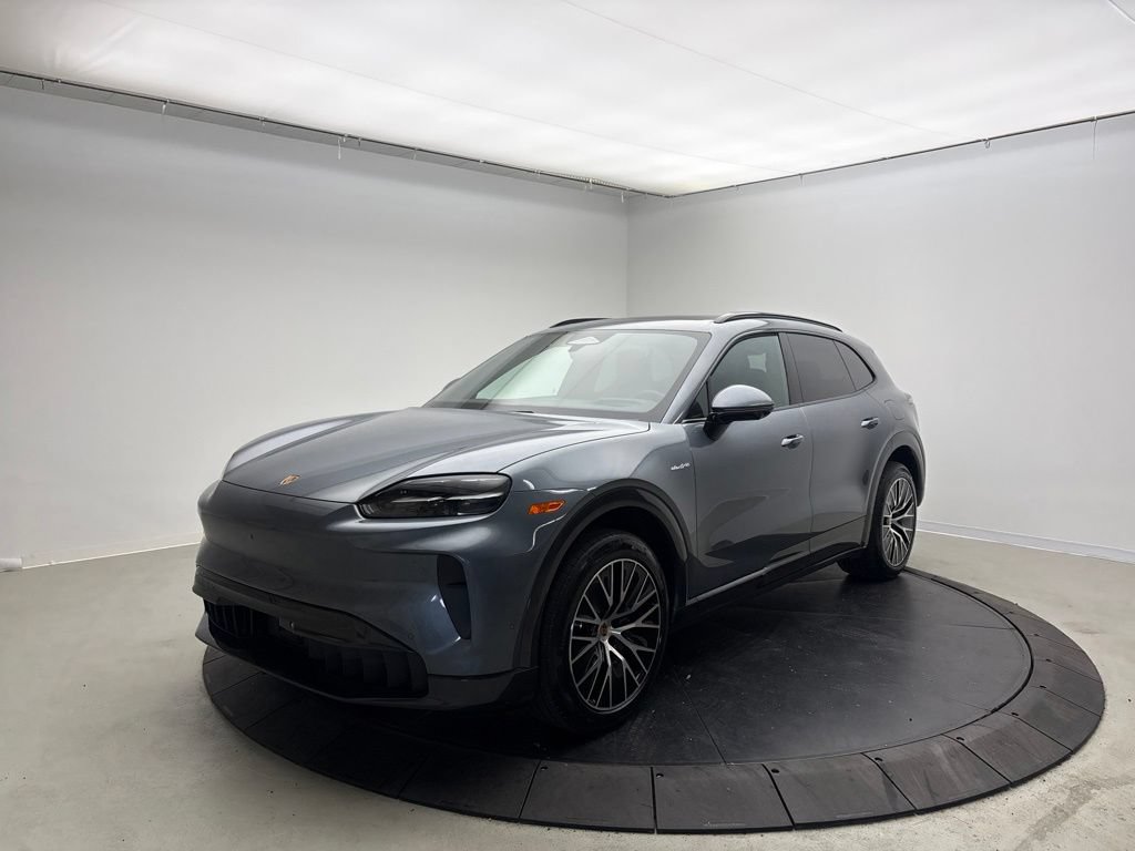New 2026 Porsche Cayenne Electric AWD/4WD image 1