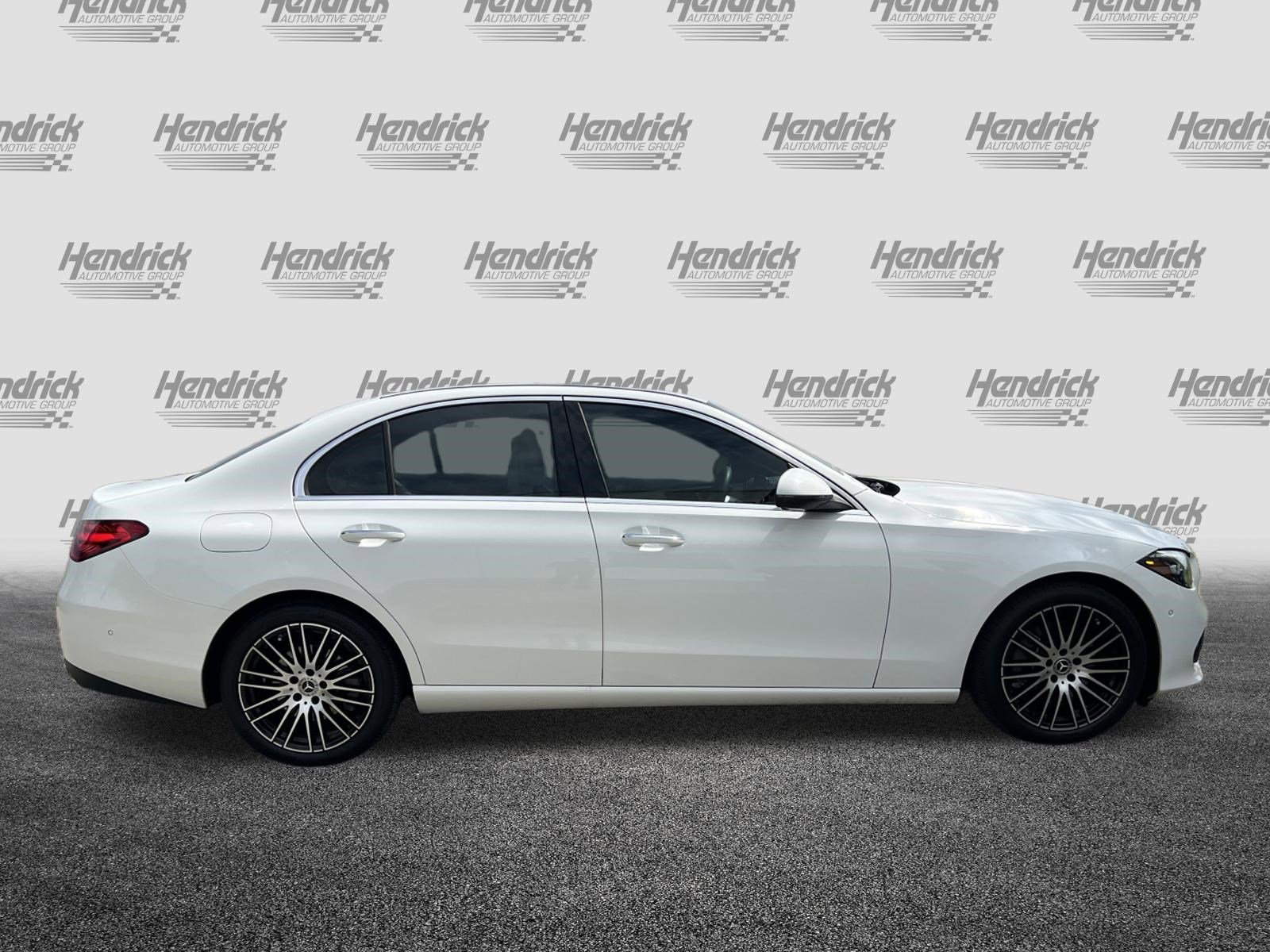 Used 2025 Mercedes-Benz C 300 Sedan image 10