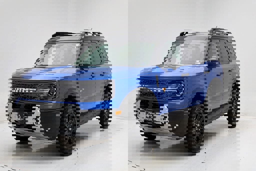 Used 2025 Ford Bronco Sport Badlands image 6