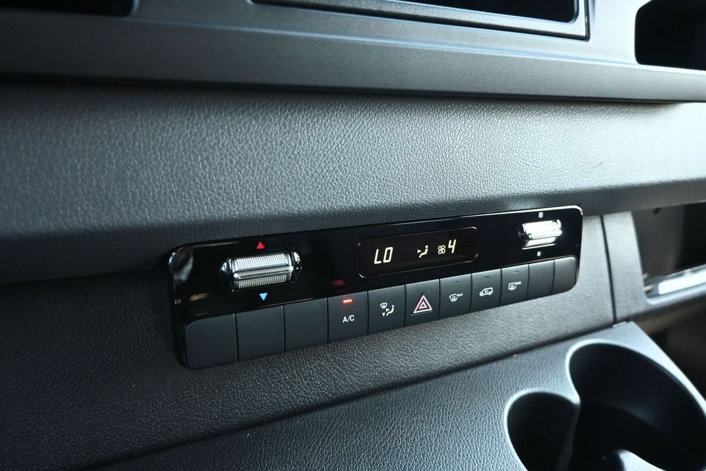Used 2021 Mercedes-Benz Sprinter 2500 image 15
