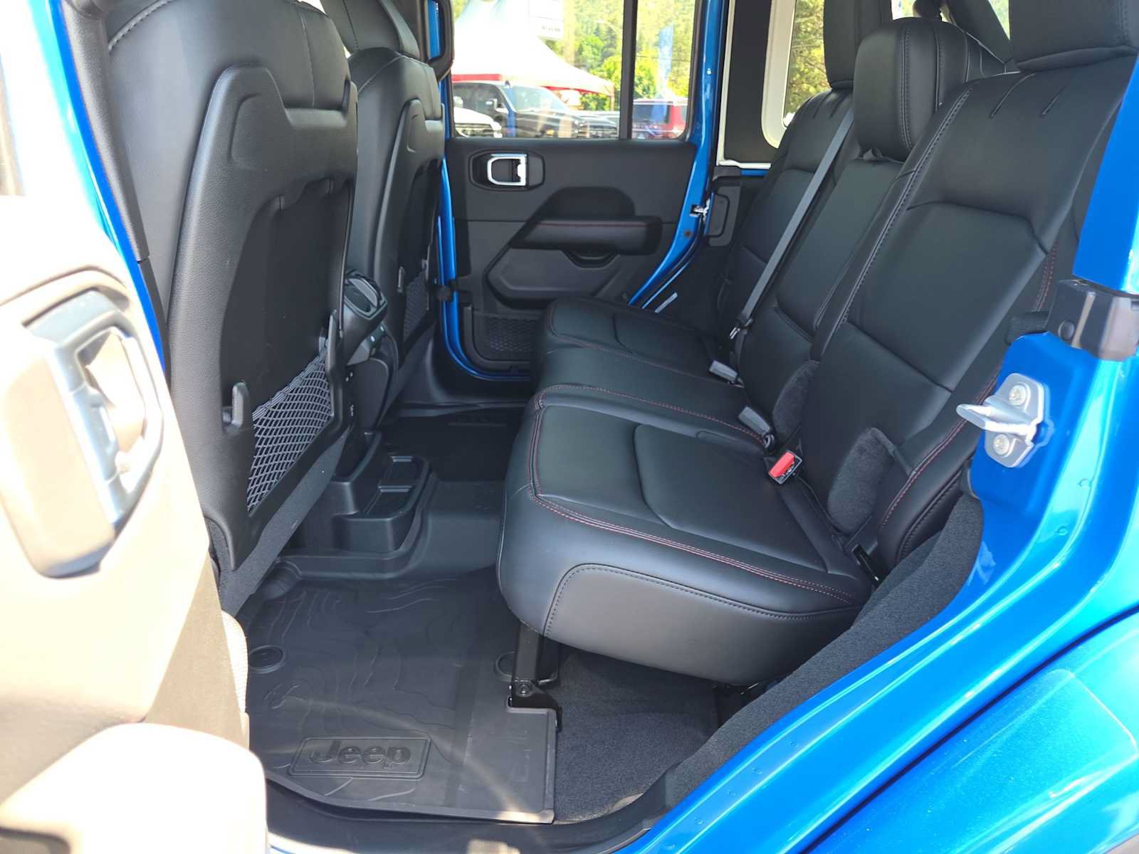 New 2026 Jeep Wrangler Unlimited Rubicon AWD/4WD image 21