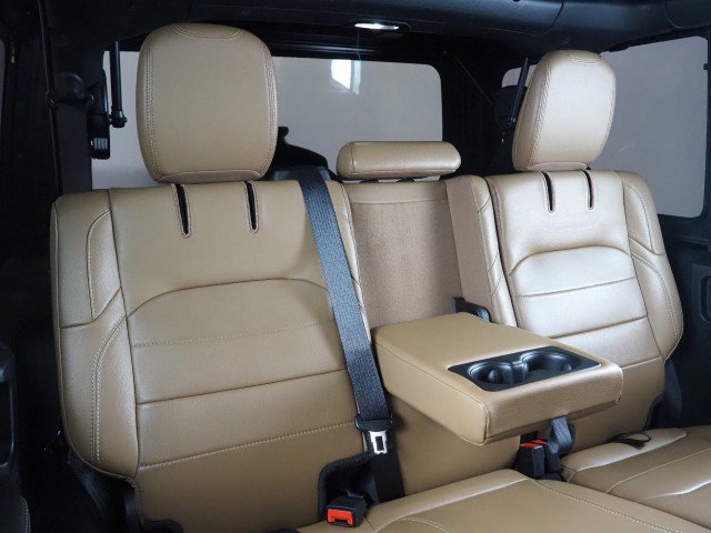 Used 2022 Jeep Wrangler Unlimited Sahara w/ Safety Group image 17