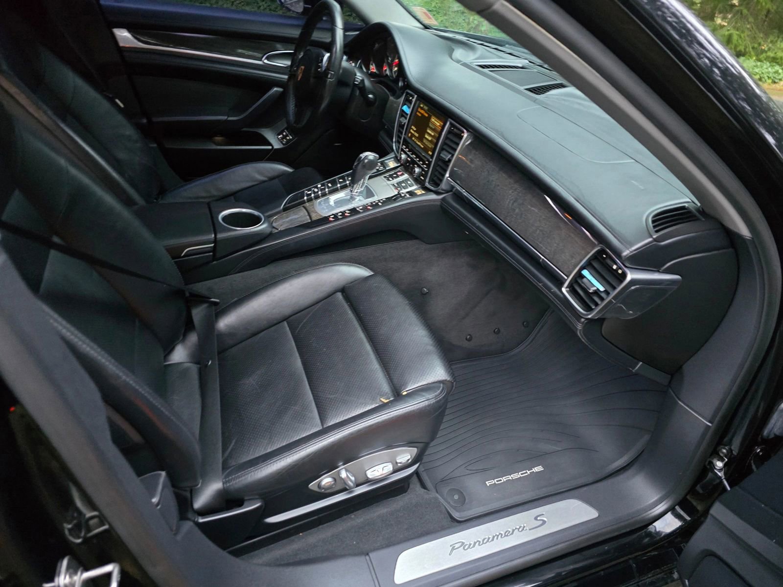 Used 2012 Porsche Panamera S image 11