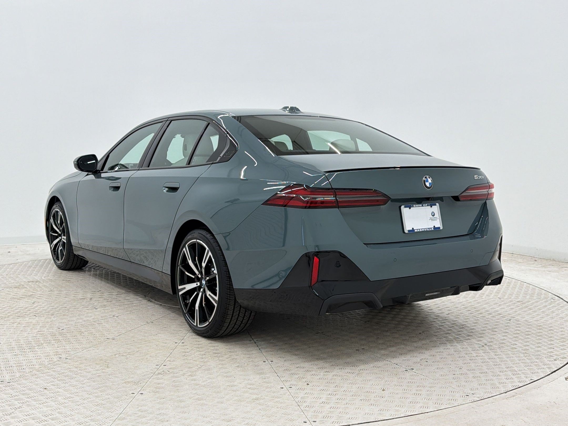 New 2026 BMW 530i w/ M Sport Package RWD image 3
