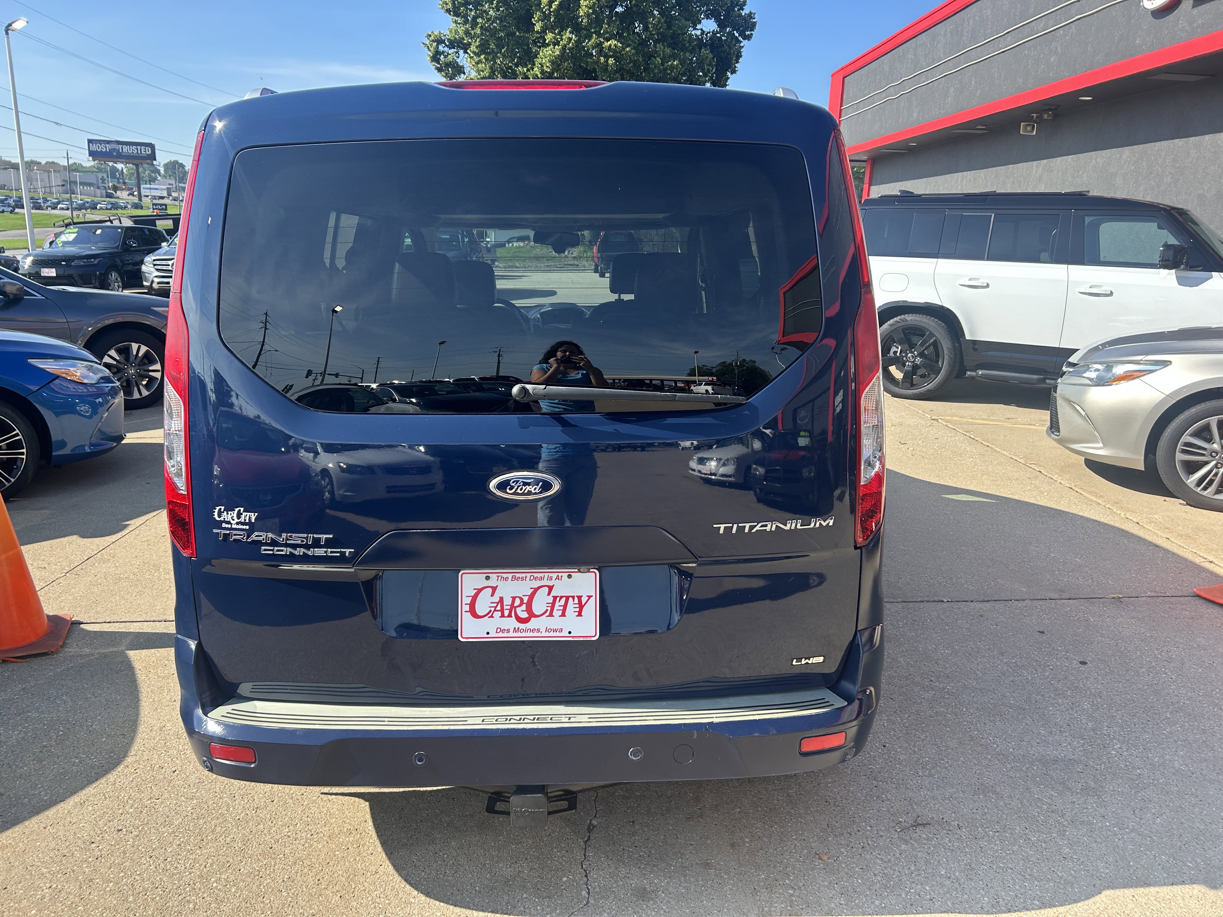 Used 2016 Ford Transit Connect Titanium image 6
