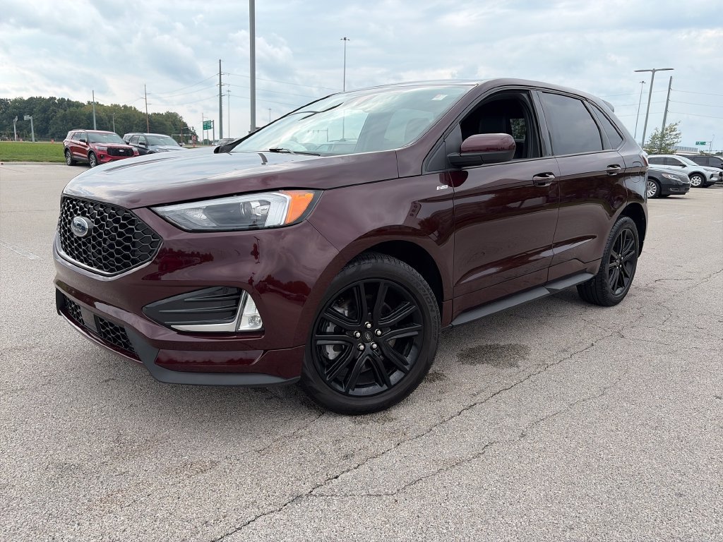 Used 2024 Ford Edge ST-Line AWD/4WD image 3