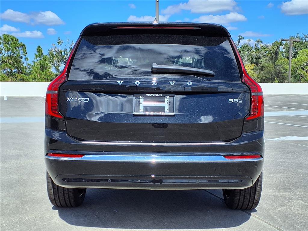 New 2026 Volvo XC90 B5 Core w/ Protection Package Premier AWD/4WD image 6