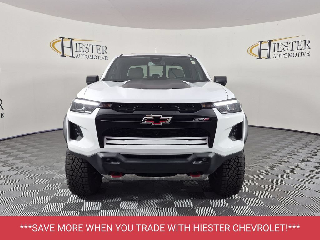 Certified 2025 Chevrolet Colorado ZR2 w/ Technology Package AWD/4WD image 9