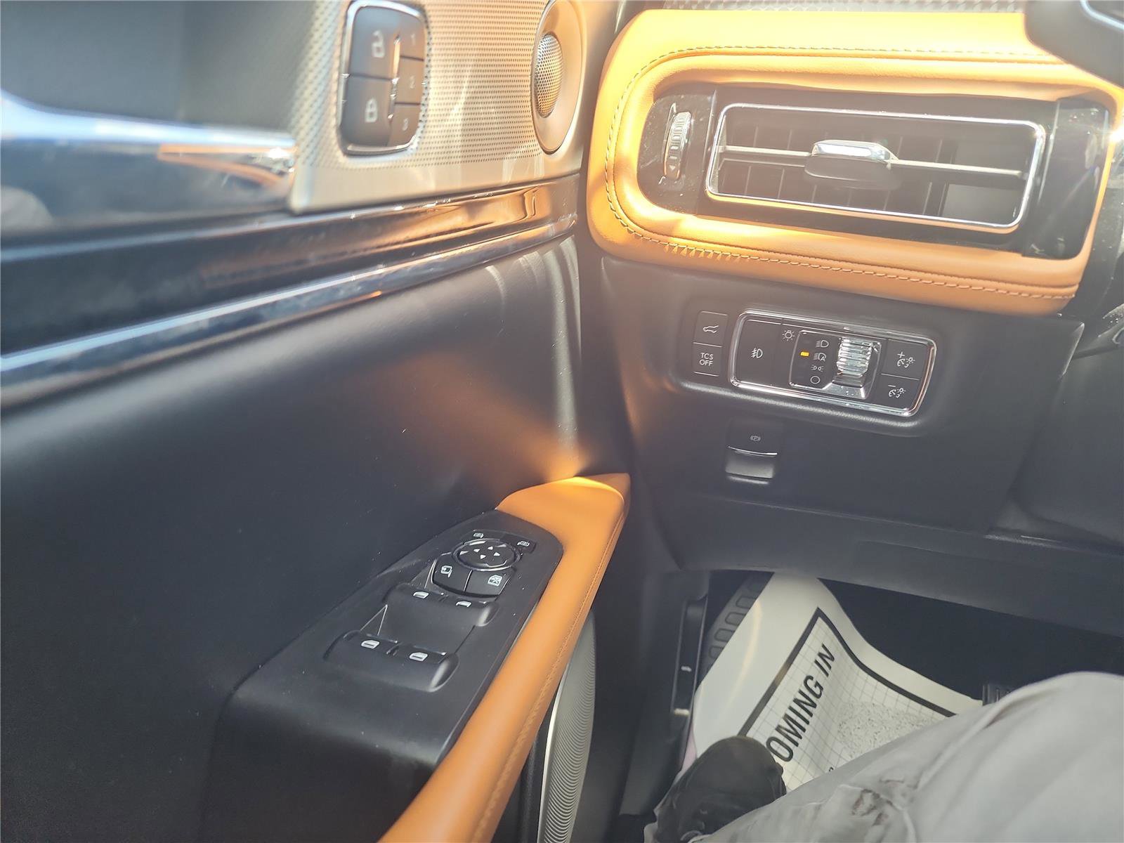 Certified 2023 Lincoln Nautilus Black Label image 33