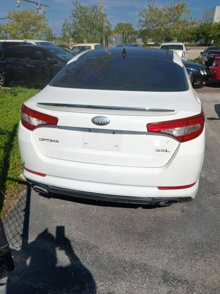 Used 2013 Kia Optima SX w/ Limited Pkg image 5
