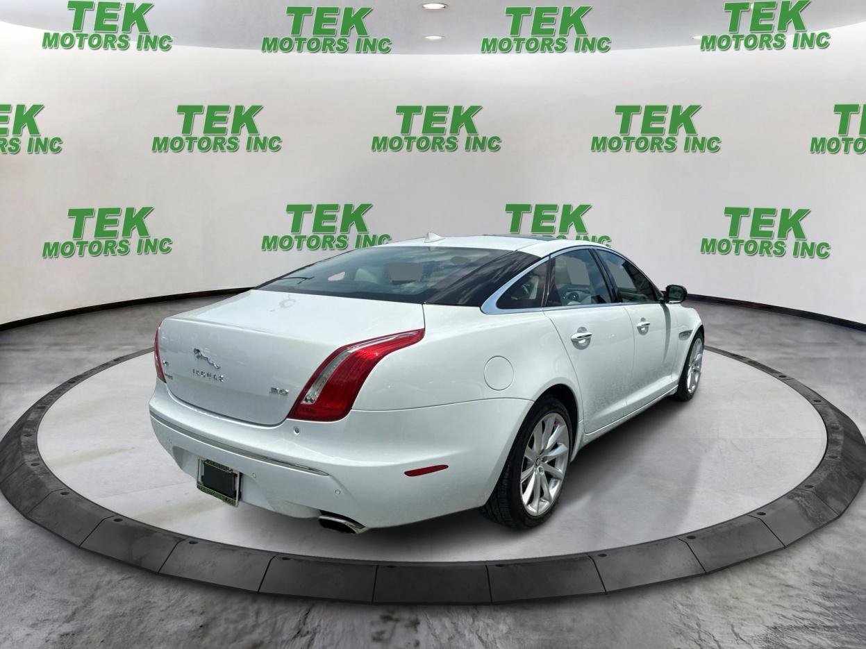 Used 2013 Jaguar XJ w/ Front Seat Comfort Pkg RWD image 6