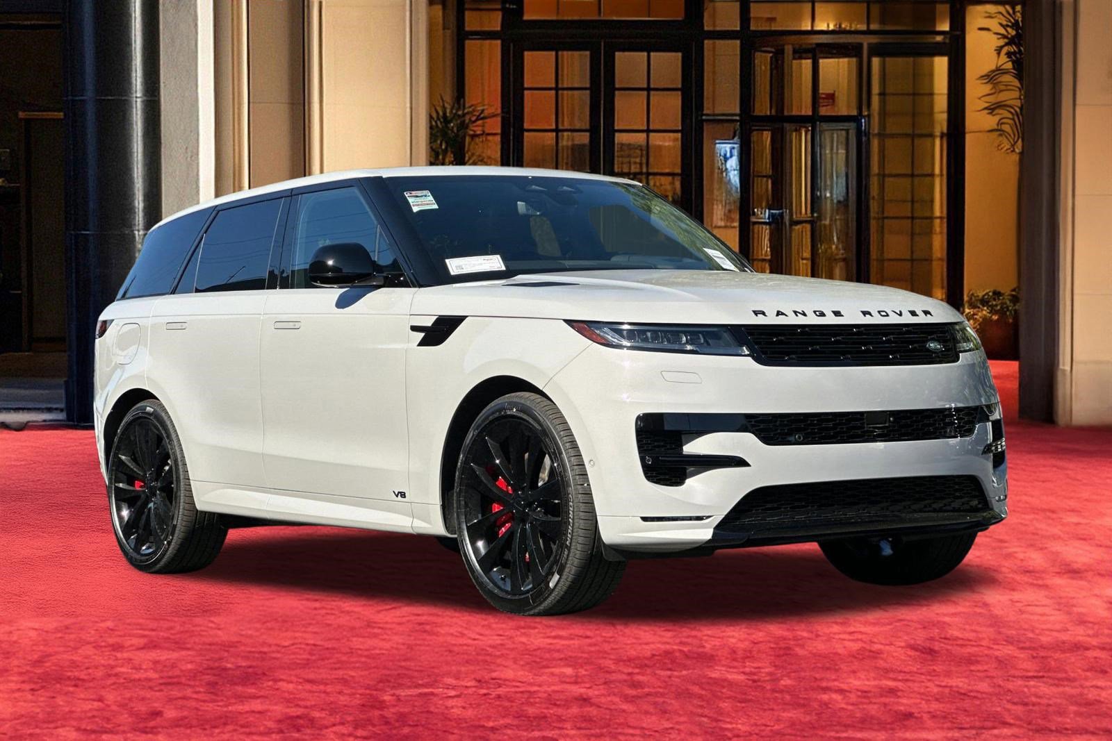 New 2026 Land Rover Range Rover Sport Dynamic SE AWD/4WD image 6