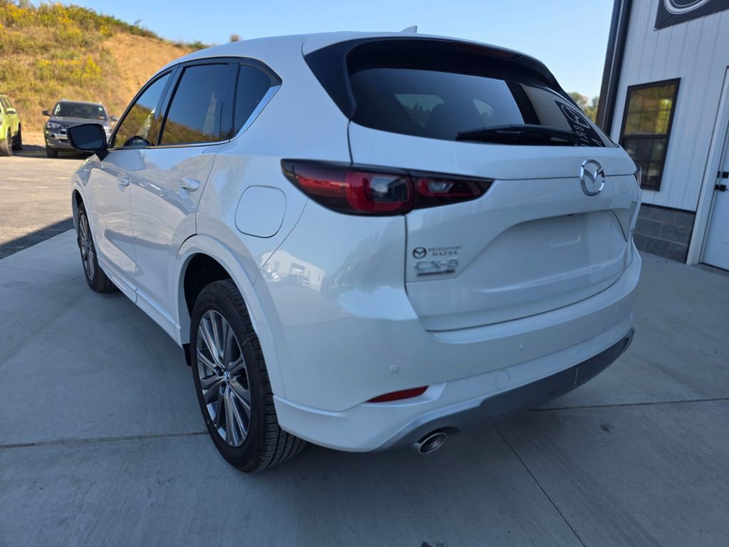 New 2025 MAZDA CX-5 Signature image 6