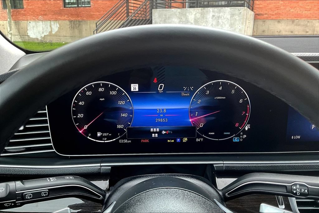 Used 2024 Mercedes-Benz GLS 450 4MATIC image 30